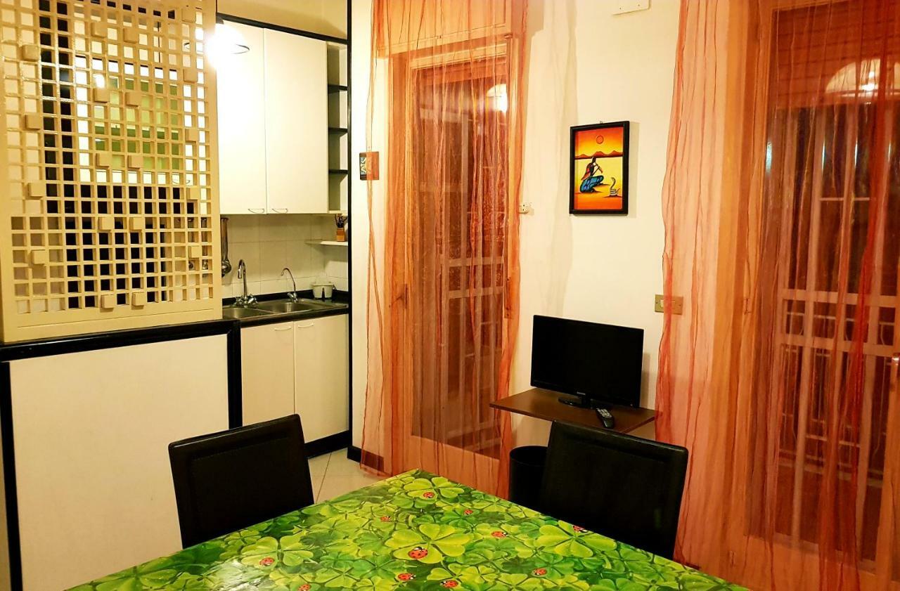 Catania House Apartment ภายนอก รูปภาพ